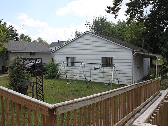 5th image of 777 Woodrow Ave