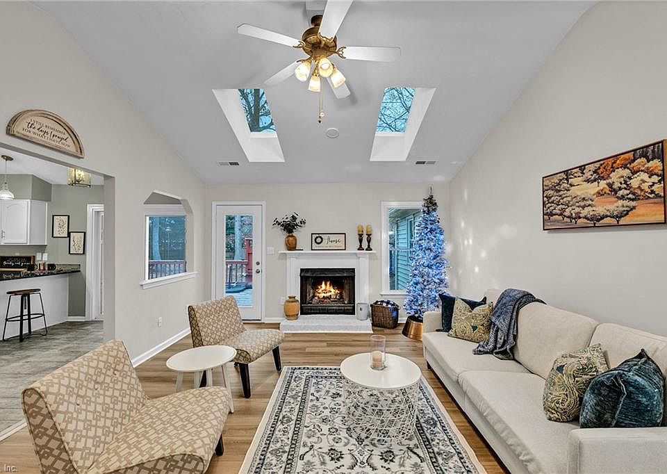 1st image of 704 Yateley Ct