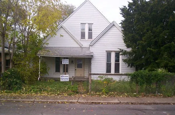 1238 S Belmont Ave photo 1