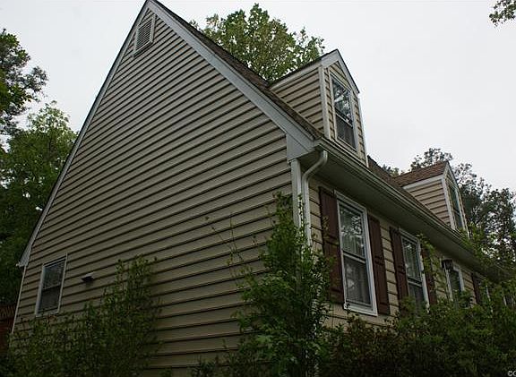 3rd image of 5607 Winterleaf Dr
