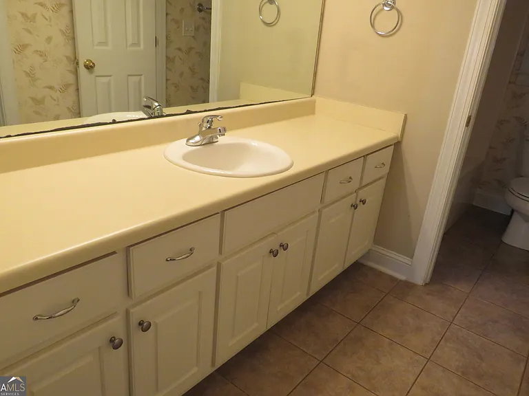 2205 Crescent Walk — Photo 44