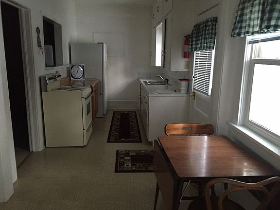 4th image of 801 W Big Horn Ave