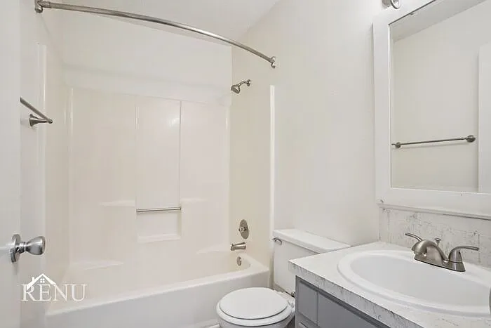 527 Michael St — Photo 21