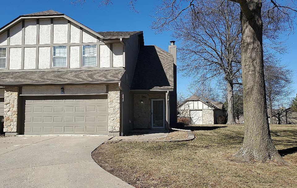 1st image of 1111 NW Porter Ct