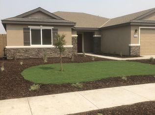 2355 Madeline Dr, Hanford, CA