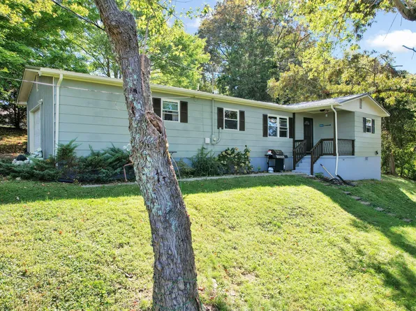 352 Scott St NW, Charleston, TN 37310