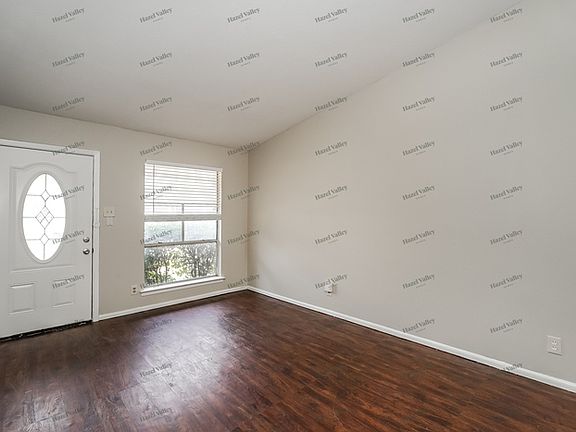 3rd image of 1805 Muse St