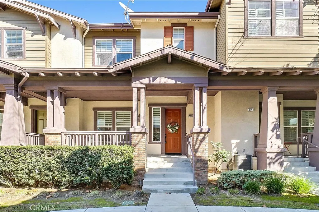 2 bed, 2.5 bath, 1623 sqft, $4,000 — Photo 1