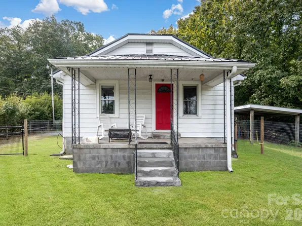 585 Eastview Rd, Salisbury, NC 28146