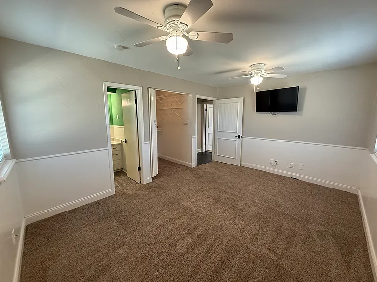 105 Acker St — Photo 19