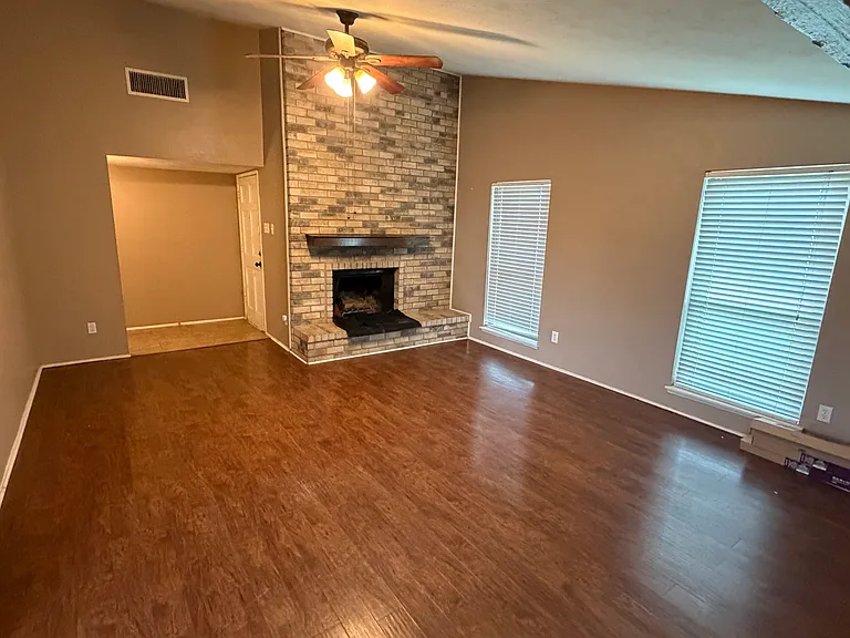 5149 Bartlett Dr — Photo 8