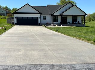 5808 Chester Ln, Maryville, TN 37801