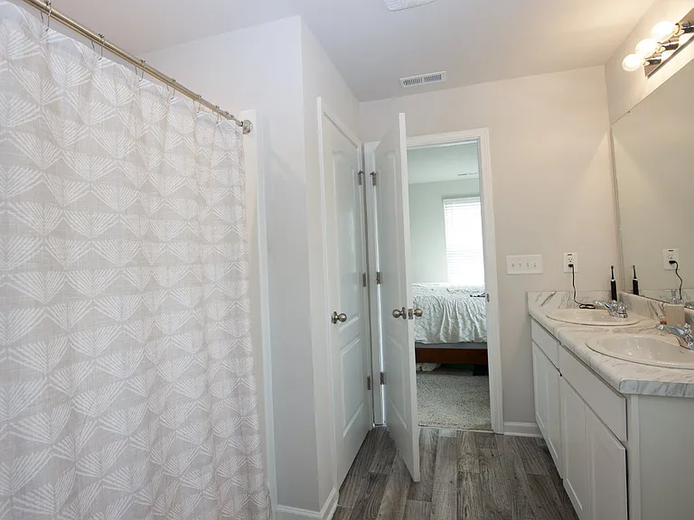 413 Century Ln — Photo 39