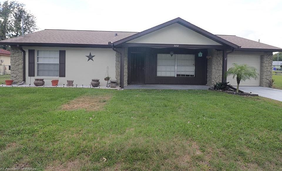 1st image of 3052 Camellia Ln
