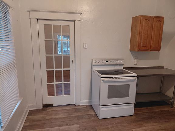 4th image of 1917 S Fox St
