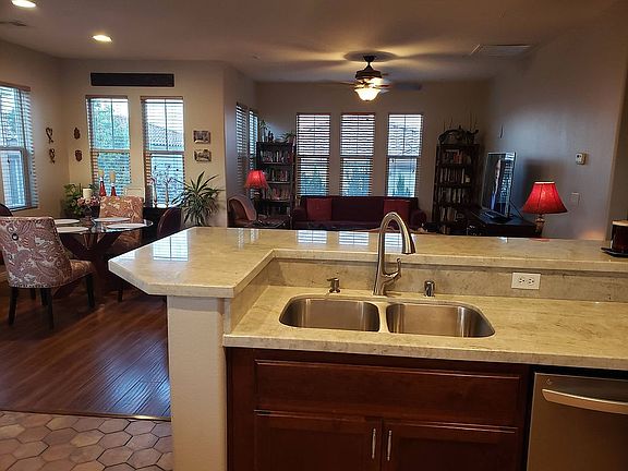 3rd image of 9836 Iris Valley St