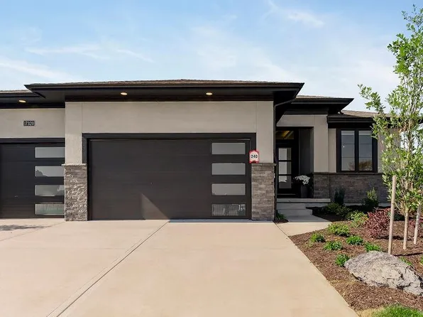 17409 Nieman Rd, Overland Park, KS 66221