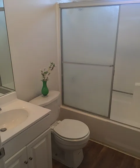 1627 N Fair Oaks Ave — Photo 14