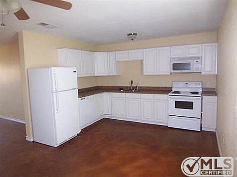 2nd image of 1022 Merchant St