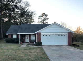 1384 Noble St, Alexander City, AL 35010