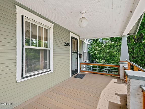 4th image of 2903 W Chestnut Ave