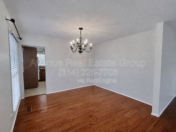 3rd image of 412 Claymont Dr