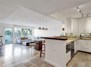 401 Golden Isles Dr APT 201, Hallandale Beach, FL 33009