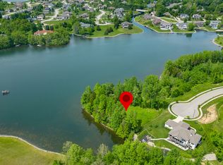 1697 Tipton Point Ct, Columbus, IN 47201