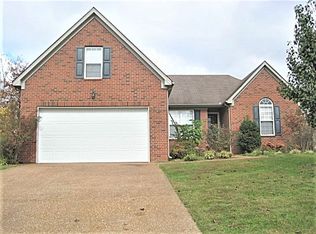 103 Oak Ct, Hendersonville, TN 37075