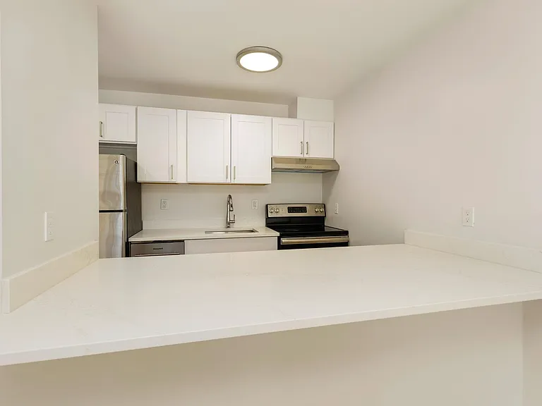 Century Terrace — Photo 11