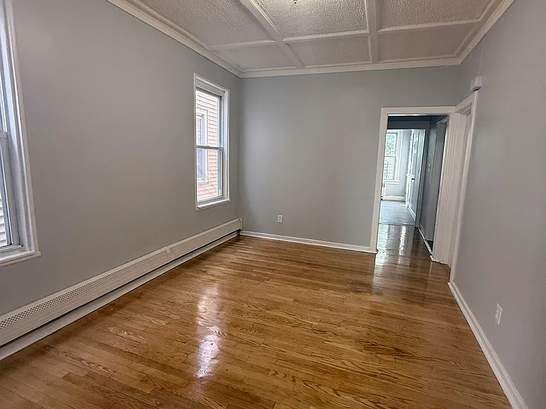 631A Garfield Ave #1 — Photo 5