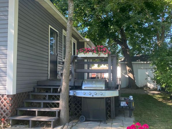 10841 Michigan Ave, Posen, MI 49776