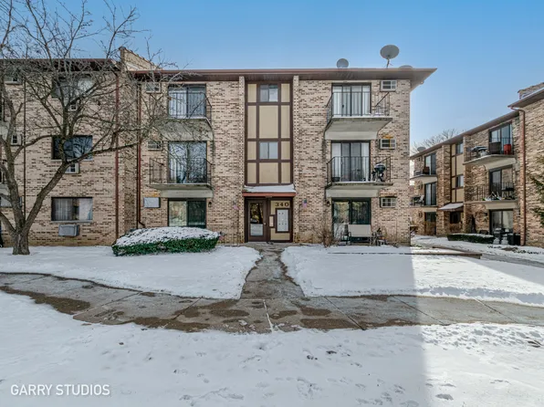 340 Klein Creek Ct #C, Carol Stream, IL 60188