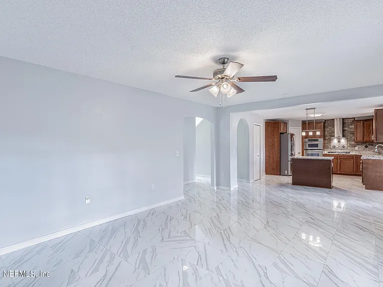 3388 Glenn Hollow Ct — Photo 4