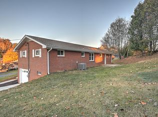 407 Monte Vista Dr, Kingsport, TN 37660