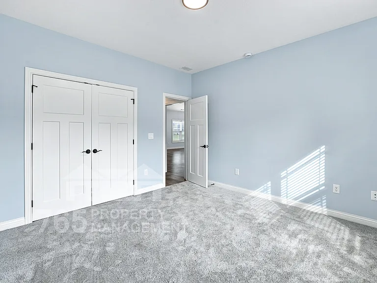 1912 Mud Creek Ct W — Photo 11