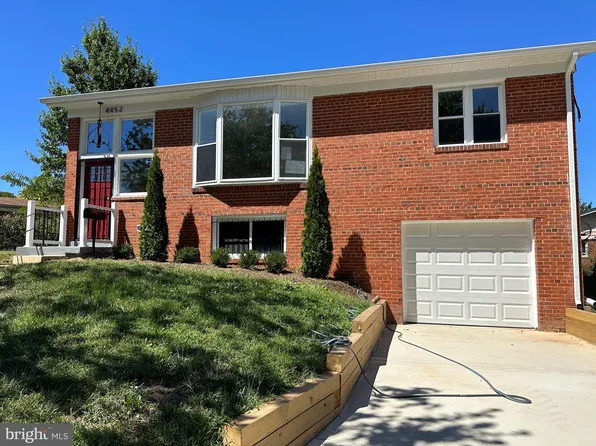 4452 Hilltop Ter SE, Washington, DC 20019