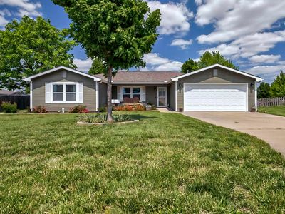 403 Palomino Ln, Ogden, KS, 66517