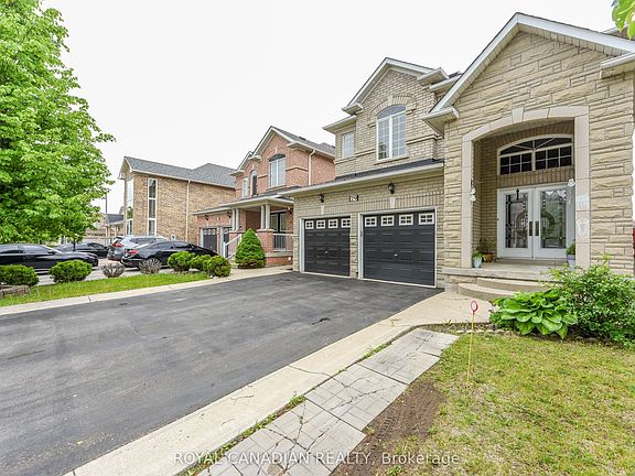 2nd image of 29 Dewside Dr