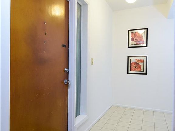 4th image of 6818 NW 65th Ave