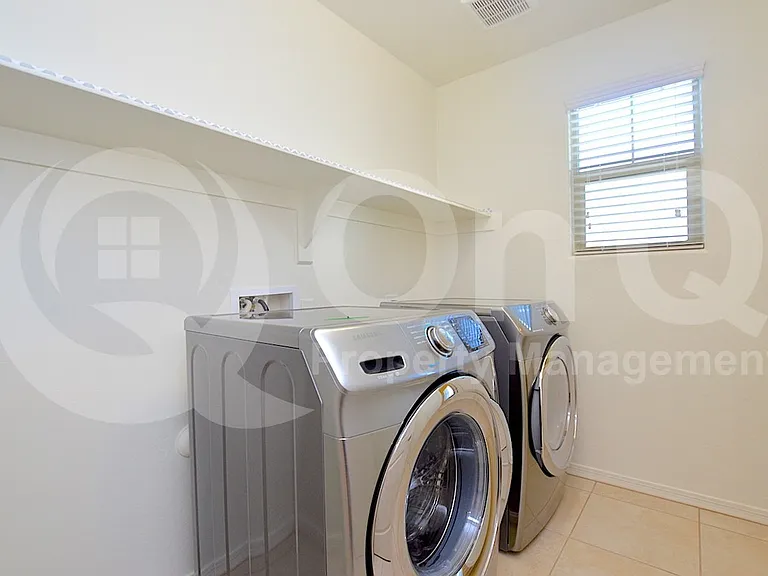 145 E Bluejay Dr — Photo 25