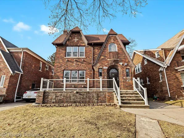 17523 Santa Rosa Dr, Detroit, MI 48221