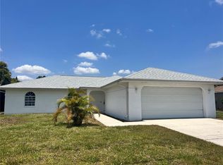 373 Rio De Janeiro Ave, Punta Gorda, FL 33983