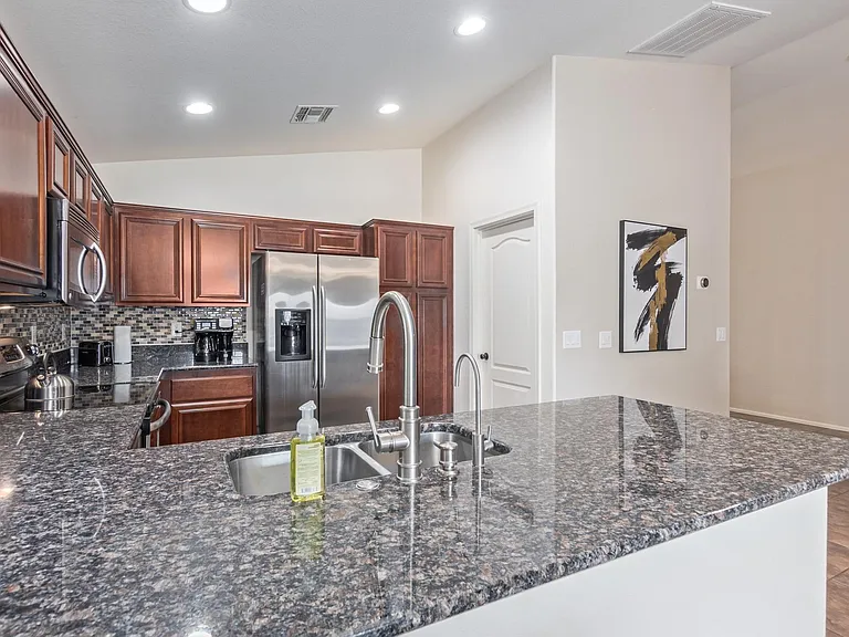 9837 W Salter Dr — Photo 8