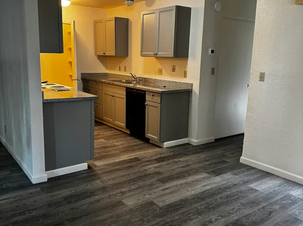 7422 Kelley Dr, Stockton, CA 95207