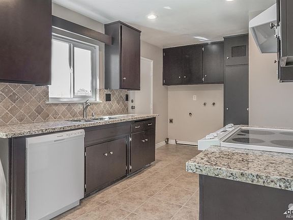 5th image of 81733 De Plata Ave
