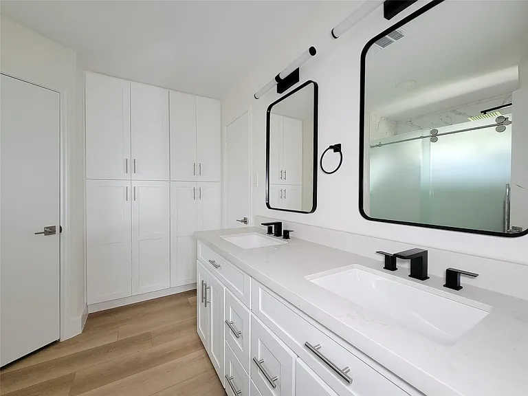 8103 Wind Forest Dr — Photo 18
