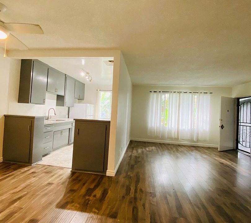 1st image of 3844 Potomac Ave APT 14