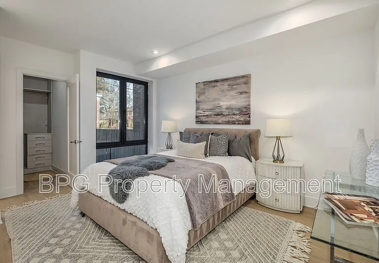 3921 W St NW #1 — Photo 27