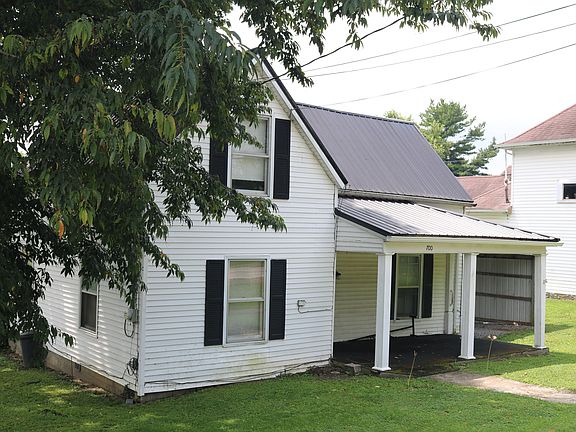 3rd image of 700 Main St